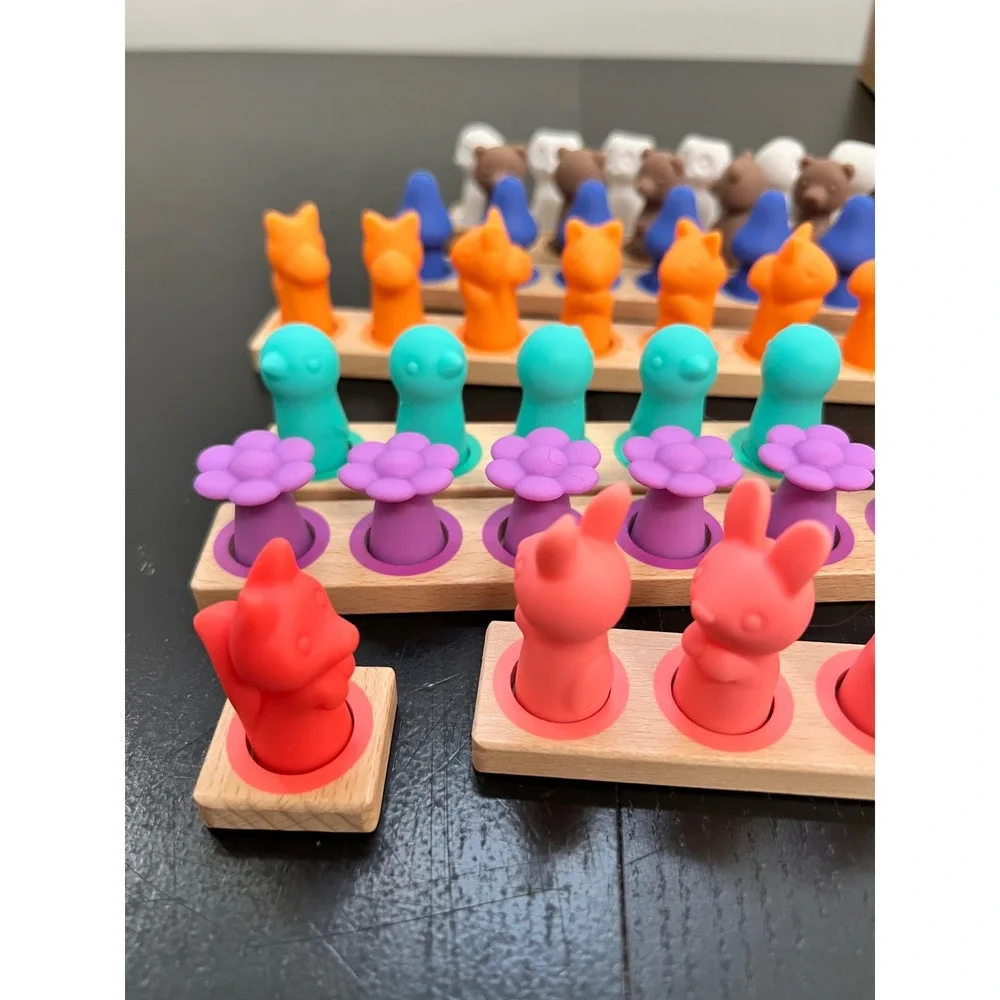 Lovevery Montessori Math Bars and Nature Counters Multicolor Problem Solver OS